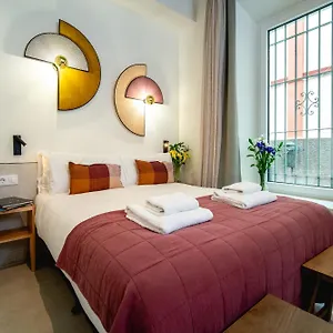 Homestay Galera, Seville
